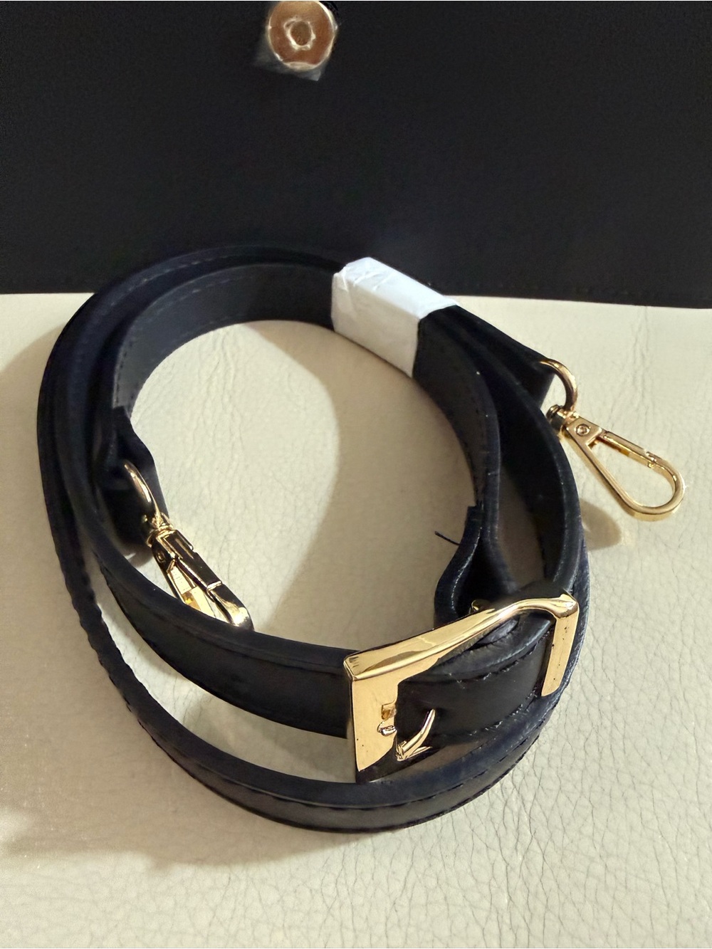 Classic Viola Castellani Black Leather Chain Shoulder Bag - Gold Hardware - Picture 7 of 8